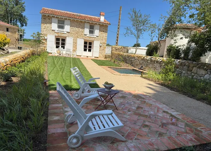 Feriehus La Casita - Casa Encantadora En Carriazo, Ribamontan Al Mar, Cantabria *